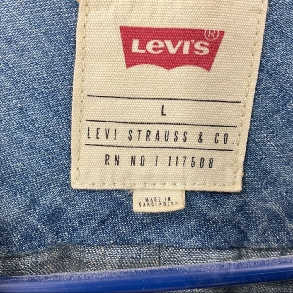 Levi’s Patchwork Button Front Light Weight Cotton… - image 6